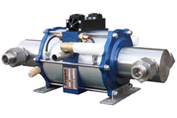 Trojan – Type ‘MD’ Double Acting Air Powered Pump. <br> Test pressures up to 2,964 bar.